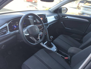 Photo 15 du bon plan VOLKSWAGEN T-Roc 1.0 TSI 110ch VW Edition occasion à 21990 €