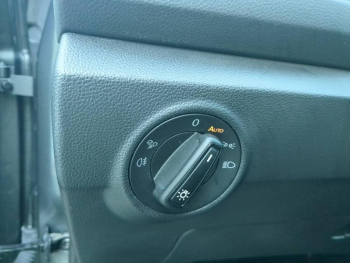 Photo 16 du bon plan VOLKSWAGEN T-Roc 1.0 TSI 110ch VW Edition occasion à 21990 €