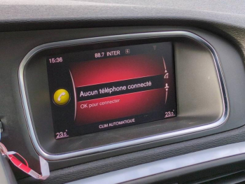 Photo 24 du bon plan VOLVO V40 Cross Country T3 152ch Luxe occasion à 13900 €