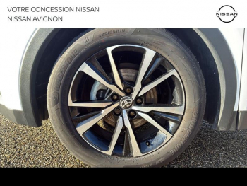 Photo 18 du bon plan TOYOTA C-HR 1.8 Hybride 140ch Design NG23 occasion à 25990 €