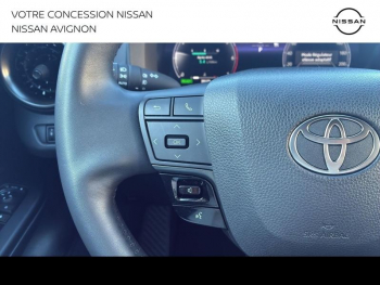 Photo 25 du bon plan TOYOTA C-HR 1.8 Hybride 140ch Design NG23 occasion à 25990 €