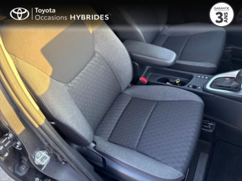 Photo 6 du bon plan TOYOTA Yaris 116h Design 5p MY22 occasion à 20980 €