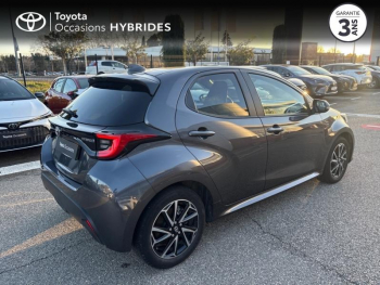 Photo 18 du bon plan TOYOTA Yaris 116h Design 5p MY22 occasion à 20980 €