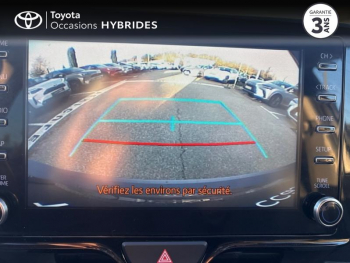 Photo 22 du bon plan TOYOTA Yaris 116h Design 5p MY22 occasion à 20980 €