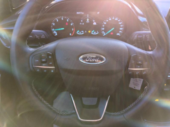 Photo 12 du bon plan FORD Puma 1.0 Flexifuel 125ch S&S mHEV Titanium occasion à 17900 €