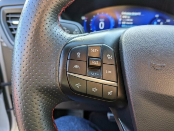 Photo 14 du bon plan FORD Kuga 2.5 Duratec 225ch PowerSplit PHEV ST-Line X e-CVT 13cv occasion à 18990 €