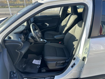 Photo 12 du bon plan TOYOTA Yaris Cross 116h Design Pack Cargo occasion à 21990 €