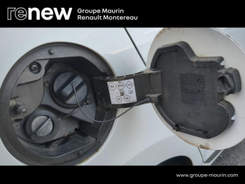 Photo 31 du bon plan RENAULT Clio 1.0 TCe 100ch Evolution GPL occasion à 13790 €