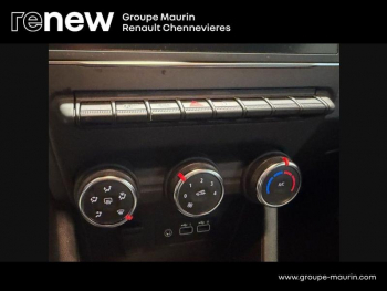 Photo 26 du bon plan RENAULT Clio 1.0 TCe 90ch Evolution occasion à 15999 €