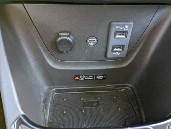 Photo 14 du bon plan OPEL Crossland X 1.2 Turbo 130ch Ultimate occasion à 14980 €