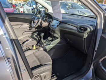 Photo 16 du bon plan OPEL Crossland X 1.2 Turbo 130ch Ultimate occasion à 14980 €