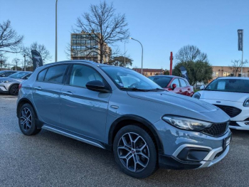 Photo 3 du bon plan FIAT Tipo 1.0 FireFly Turbo 100ch S/S Cross occasion à 14480 €