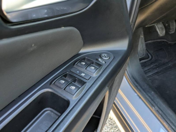 Photo 25 du bon plan FIAT Tipo 1.0 FireFly Turbo 100ch S/S Cross occasion à 14480 €