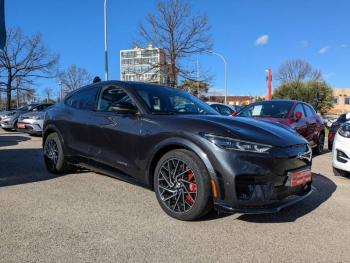 Photo 3 du bon plan FORD Mustang Mach-E Extended Range 99kWh 487ch AWD GT occasion à 38980 €