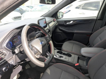 Photo 8 du bon plan FORD Kuga 2.5 Duratec 190ch FHEV E85 ST-Line BVA occasion à 27990 €