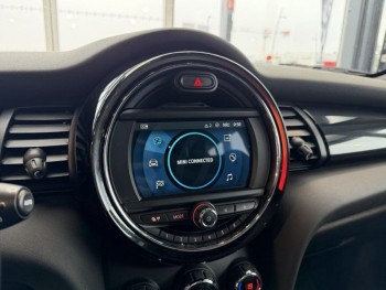 Photo 19 du bon plan MINI Mini 5 Portes Cooper 136ch  Edition Greenwich occasion à 17900 €