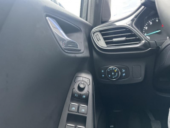 Photo 16 du bon plan FORD Puma 1.0 Flexifuel 125ch S&S mHEV Titanium - Garantie usine 03/2030 occasion à 17790 €