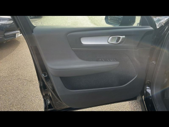 Photo 13 du bon plan VOLVO XC40 B3 163ch Start DCT 7 occasion à 29990 €