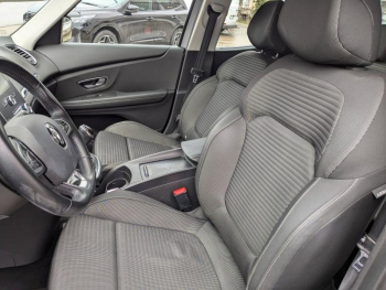 Photo 9 du bon plan RENAULT Grand Scenic 1.5 dCi 110ch Energy Business 7 places occasion à 11900 €