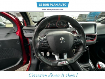 Photo 13 du bon plan PEUGEOT 208 1.6 THP 200ch GTI 3p occasion à 7880 €