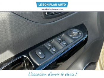 Photo 18 du bon plan RENAULT Captur 0.9 TCe 90ch Stop&Start energy Intens ecoÂ² occasion à 9890 €