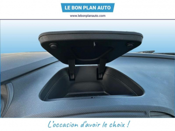 Photo 20 du bon plan RENAULT Captur 0.9 TCe 90ch Stop&Start energy Intens ecoÂ² occasion à 9890 €