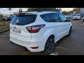 Photo 8 du bon plan FORD Kuga 1.5 TDCi 120ch Stop&Start ST-Line 4x2 Euro6.2 occasion à 16490 €