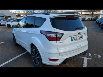 Photo 12 du bon plan FORD Kuga 1.5 TDCi 120ch Stop&Start ST-Line 4x2 Euro6.2 occasion à 16490 €