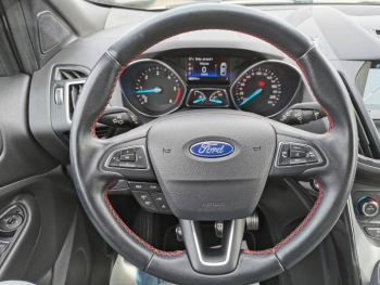 Photo 19 du bon plan FORD Kuga 1.5 TDCi 120ch Stop&Start ST-Line 4x2 Euro6.2 occasion à 16490 €