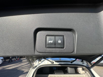 Photo 14 du bon plan NISSAN X-Trail e-Power 204ch Tekna occasion à 30990 €