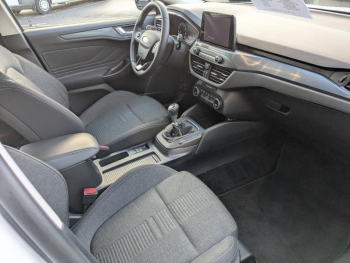 Photo 10 du bon plan FORD Focus Active 1.0 Flexifuel 125ch mHEV occasion à 13990 €