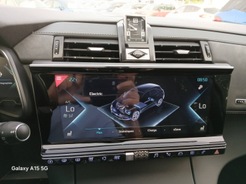 Photo 9 du bon plan DS DS 7 Crossback E-TENSE 4x4 300ch Grand Chic occasion à 24310 €