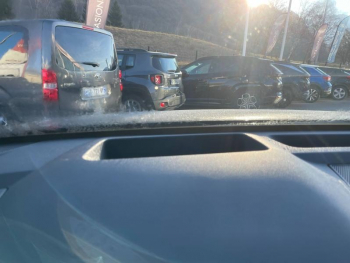 Photo 18 du bon plan KIA Sorento 1.6 T-GDi 215ch HEV Premium 7 places occasion à 59990 €