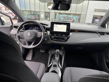 Photo 11 du bon plan SUZUKI Swace 1.8 Hybrid 140ch Pack occasion à 21990 €