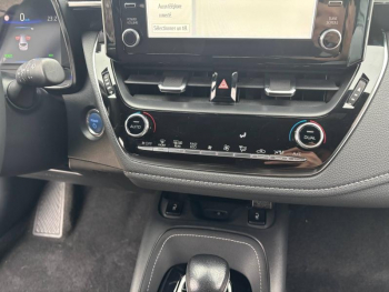 Photo 14 du bon plan SUZUKI Swace 1.8 Hybrid 140ch Pack occasion à 21990 €