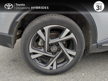 Photo 16 du bon plan TOYOTA C-HR 122h Edition 2WD E-CVT MY22 occasion à 21990 €