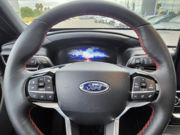 Photo 16 du bon plan FORD Explorer 3.0 EcoBoost 457ch Parallel PHEV ST-Line i-AWD BVA10 25cv occasion à 75930 €