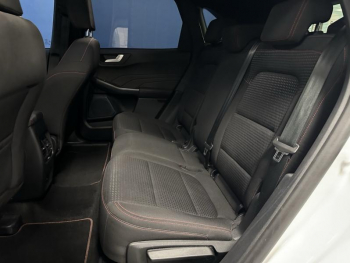 Photo 10 du bon plan FORD Kuga 2.5 Duratec 180ch Hybrid FlexiFuel ST-Line X Powershift occasion à 29680 €