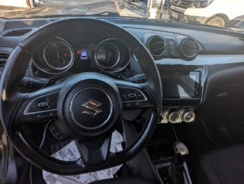 Photo 15 du bon plan SUZUKI Swift 1.0 Boosterjet 111ch Pack Auto Euro6d-T occasion à 13980 €