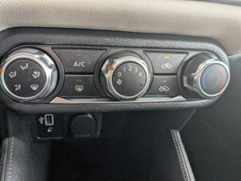 Photo 15 du bon plan NISSAN Micra 1.0 IG-T 100ch Made in France 2020 occasion à 11490 €