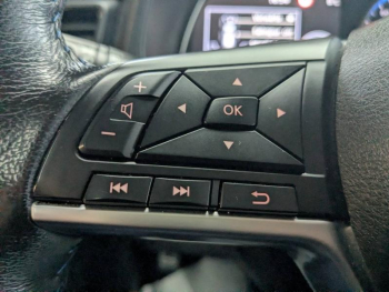 Photo 11 du bon plan NISSAN Leaf 217ch e+ 62kWh N-Connecta 21 occasion à 14990 €