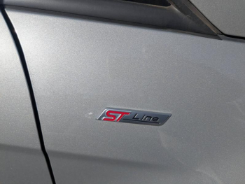 Photo 16 du bon plan FORD EcoSport 1.0 EcoBoost 125ch ST-Line 7cv occasion à 15290 €