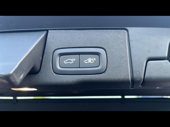 Photo 8 du bon plan VOLVO XC60 T6 Hybride Rechargeable 253 + 145ch Ultra Style Chrome Geartronic 8 AWD occasion à 56900 €