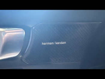 Photo 14 du bon plan VOLVO XC40 T5 Recharge 180 + 82ch Ultimate DCT 7 occasion à 34500 €