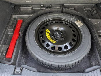 Photo 12 du bon plan FORD Kuga 1.5 EcoBlue 120ch ST-Line BVA occasion à 19990 €