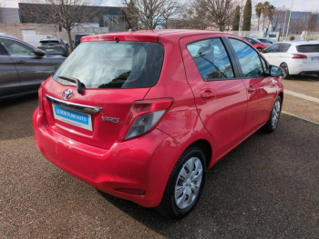 Photo 4 du bon plan TOYOTA Yaris 100 VVT-i Dynamic CVT 5p occasion à 6490 €