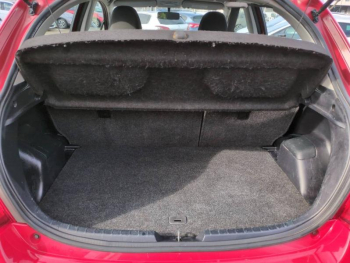 Photo 13 du bon plan TOYOTA Yaris 100 VVT-i Dynamic CVT 5p occasion à 6490 €