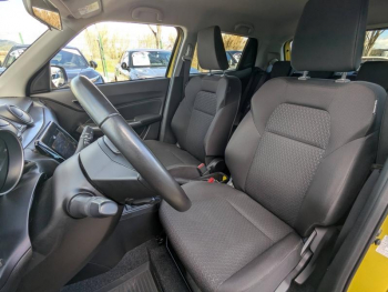 Photo 4 du bon plan SUZUKI Swift 1.2 Dualjet Hybrid 83ch Pack occasion à 14490 €