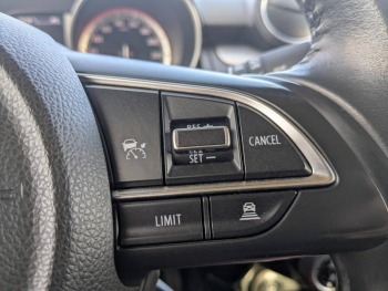 Photo 14 du bon plan SUZUKI Swift 1.2 Dualjet Hybrid 83ch Pack occasion à 14490 €