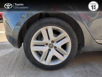 Photo 16 du bon plan RENAULT Clio 1.6 E-Tech hybride 140ch Business -21N occasion à 11990 €